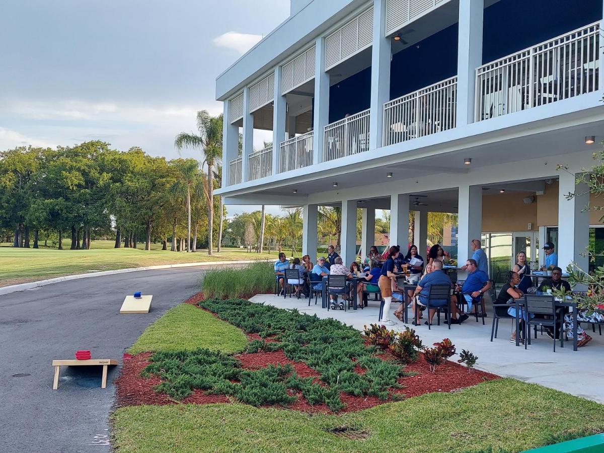 Fairfield Inn & Suites By Marriott Fort Lauderdale Northwest Tamarac Buitenkant foto