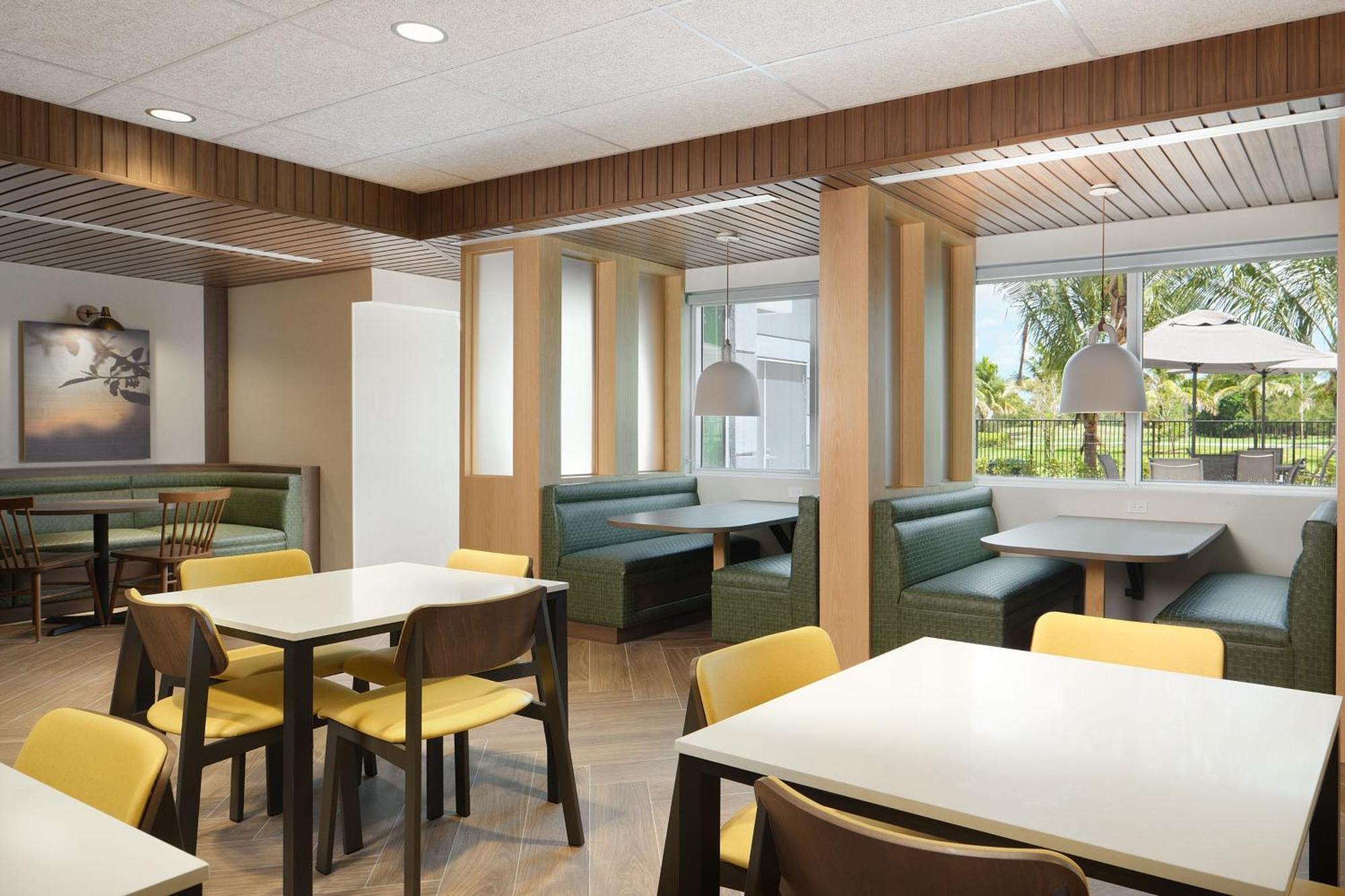 Fairfield Inn & Suites By Marriott Fort Lauderdale Northwest Tamarac Buitenkant foto